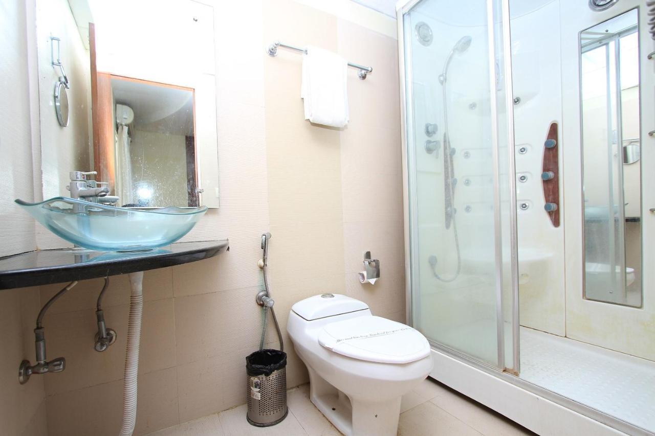 Townhouse Jp Residency Near Delhi Airport Hotell New Delhi Eksteriør bilde